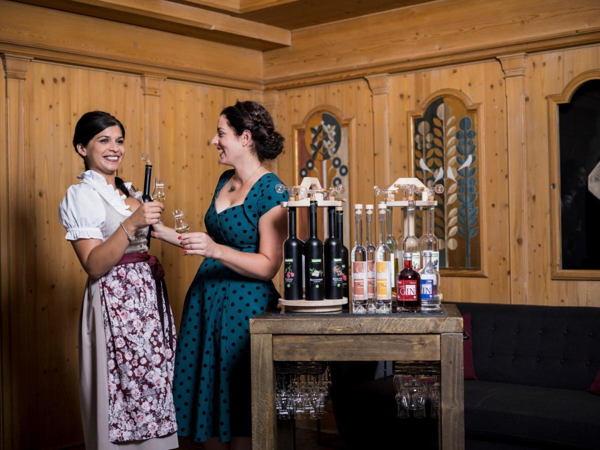Hotel Crystal - Kitzhorn Suites St. Johann in Tirol Kültér fotó